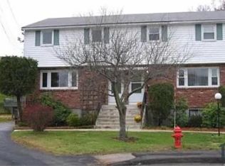 9 Blakely Cir, Randolph, MA 02368