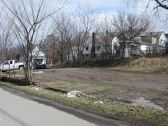 4th image of 240 Caldwell Ave