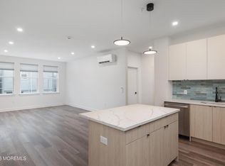 6 W End Ct #201, Long Branch, NJ 07740
