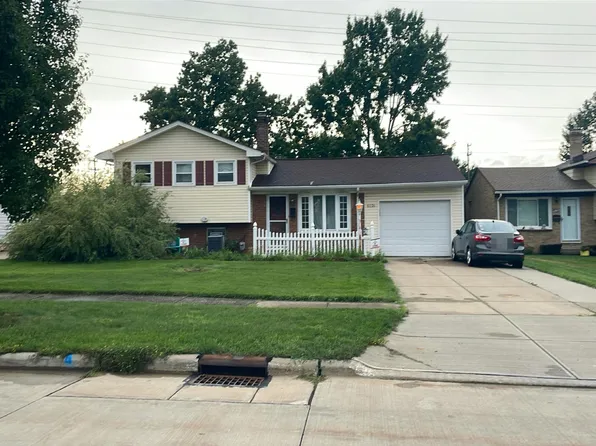6126 Middlebrook Blvd, Brookpark, OH 44142