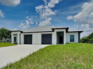5307 28th St SW, Lehigh Acres, FL 33973