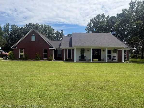 68 Pickle Ln, Heavener, OK 74937