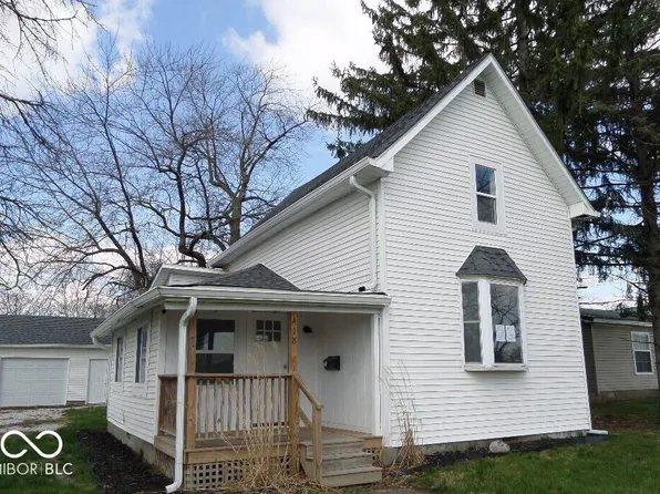 418 N 14th St, Elwood, IN 46036