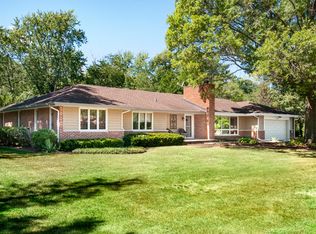 11714 S Highwood Dr, Palos Park, IL 60464