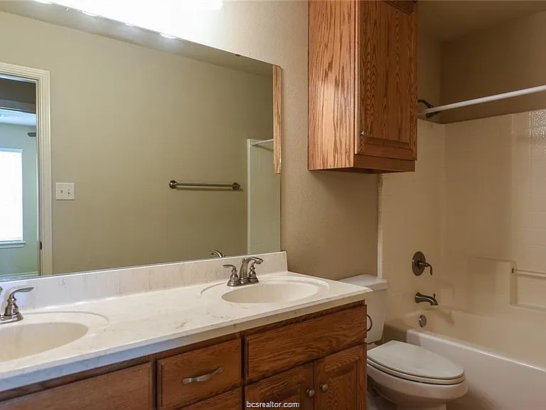 914 Crystal Dove Ave — Photo 15