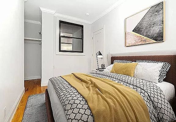 4th image of 440 W 47th St APT 3d