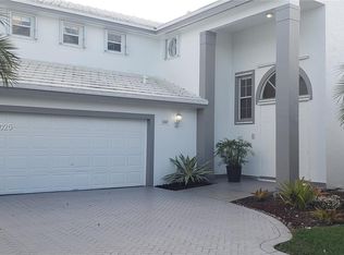 Coral Creek, Miami, FL 33173