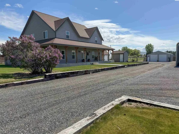 214611 E Perkins Rd, Kennewick, WA 99337