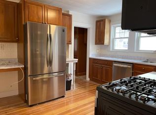 25 Murray Hill Rd #1L, Cambridge, MA 02140