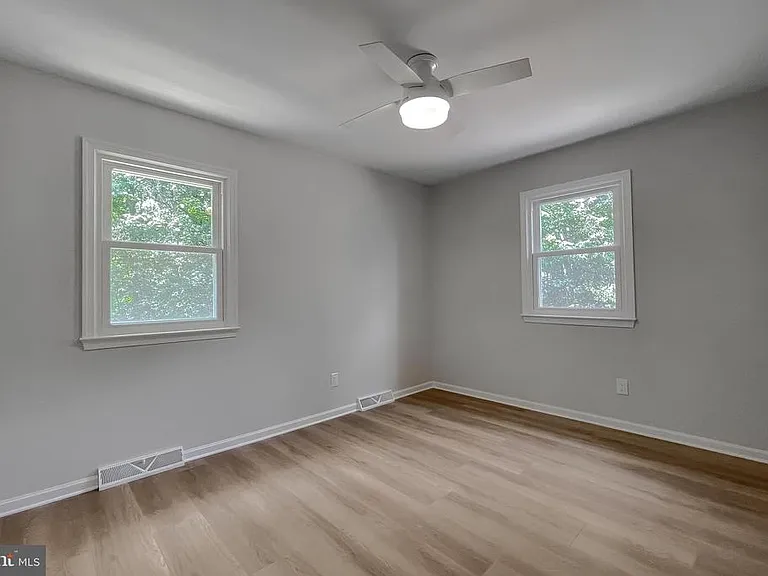 22373 Enoch Rd — Photo 51