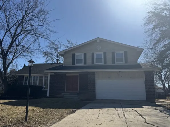 2613 Old Tavern Rd, Lisle, IL 60532