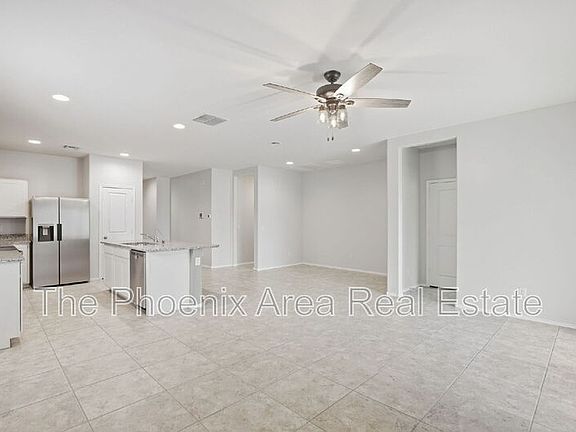 3rd image of 7815 W Riverside Ave