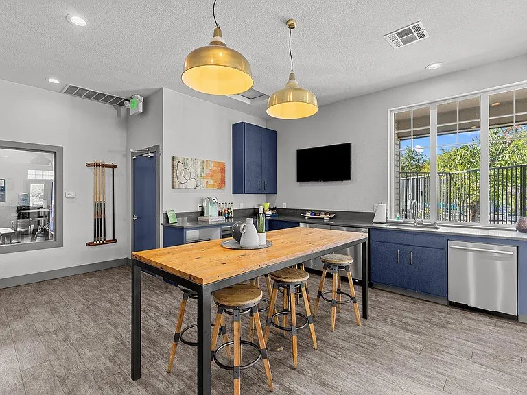 Riverpointe — Photo 23