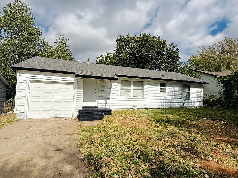 1017 Jasmine Ln