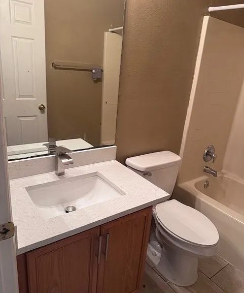 807 Palermo Ct — Photo 11