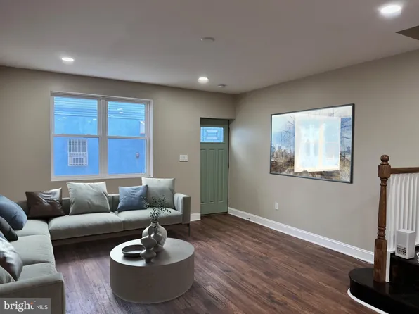 2341 S Mildred St, Philadelphia, PA 19148