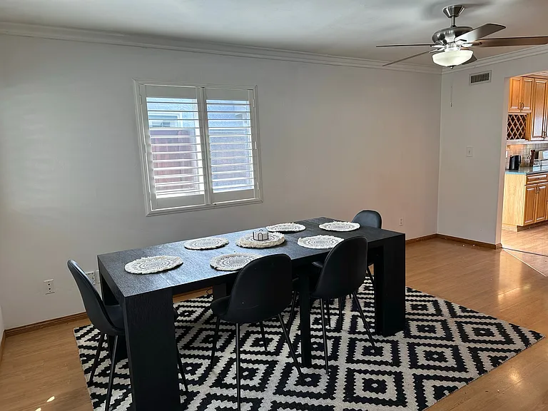 5022 Mount Etna Dr — Photo 8