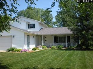 7389 Hidden Glen Dr, Amherst, OH 44001