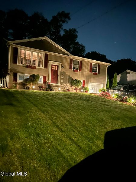 3rd image of 20 Crestone Road