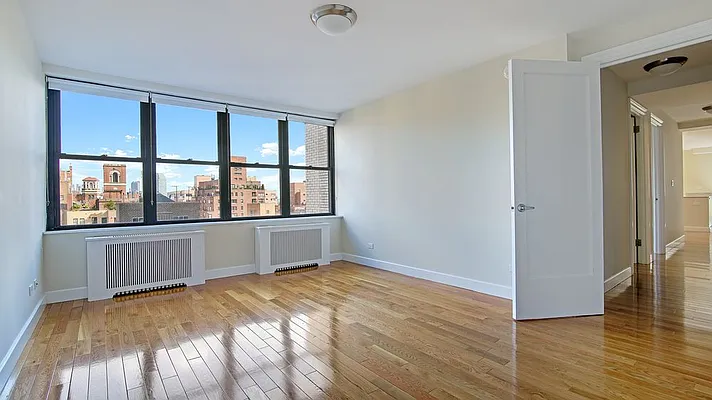 Rented by Stonehenge NYC LLC | media 38