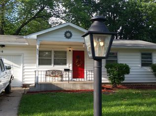 840 SE 35th St, Topeka, KS 66605