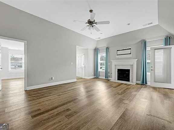 4th image of 2357 Chimney Cottage Cir NE