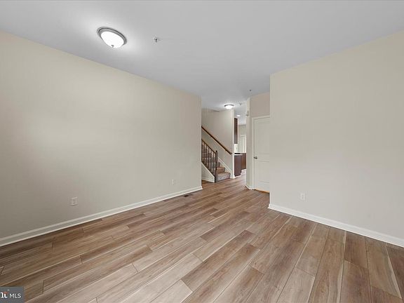 5th image of 310 Appleby School Rd