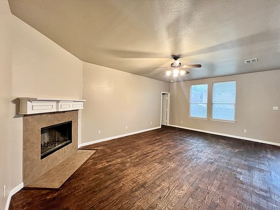 3rd image of 8221 Atherton St