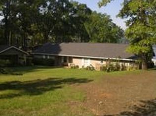 2214 Walkerville Rd, Many, LA 71449