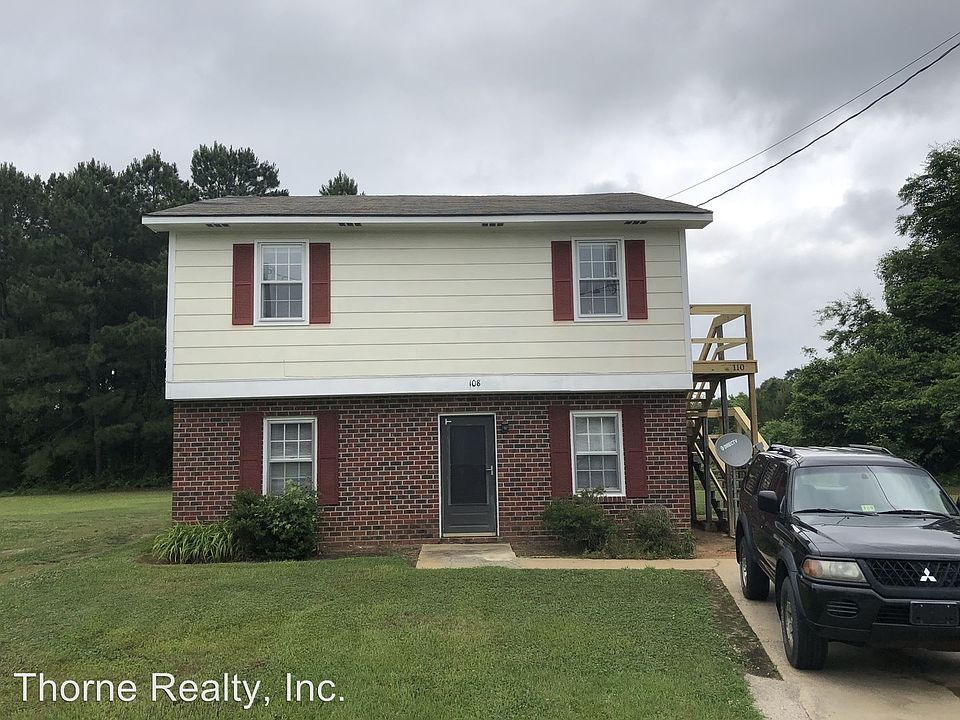 1st image of 110 Foxden Ct