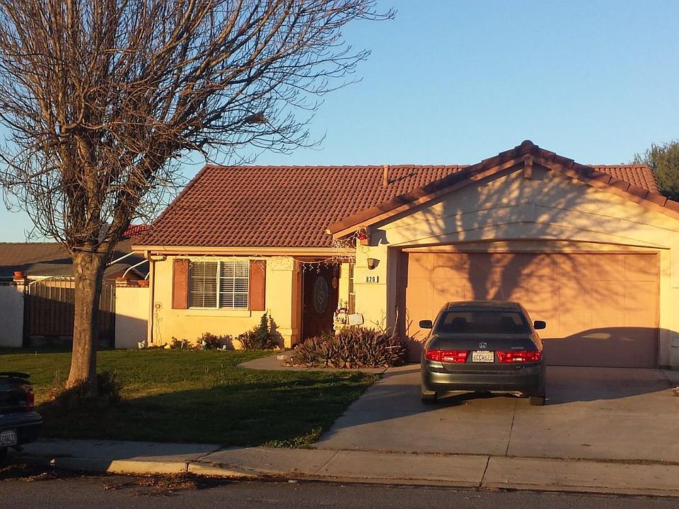 2nd image of 820 Willow St