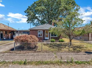 242 NW Wade St, Estacada, OR 97023