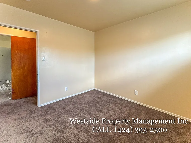 2202 W 84th Pl #2 — Photo 10