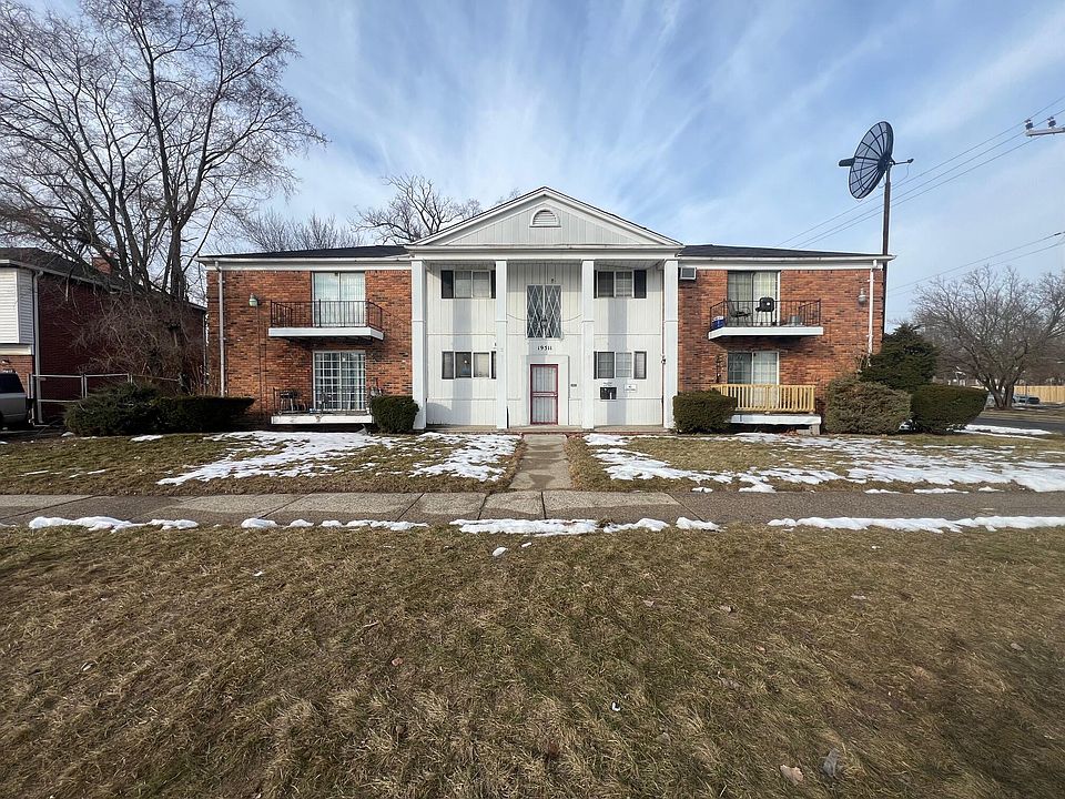 1st image of 19511 Greenfield Rd