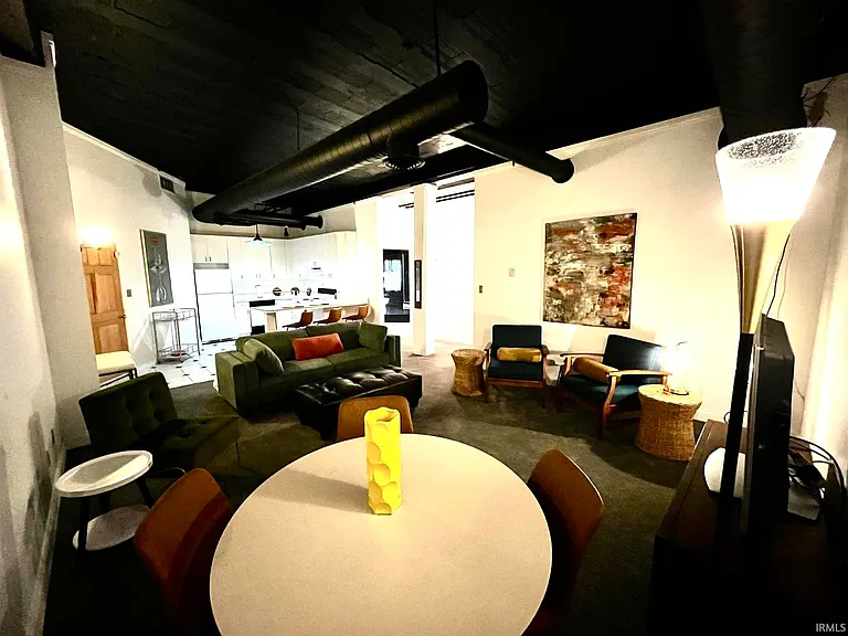 915 Main St #601 — Photo 7