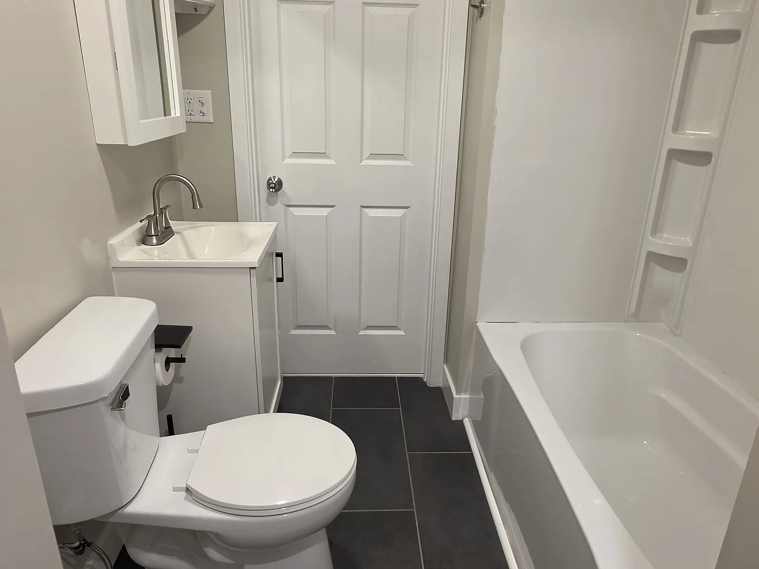 2 bed, 700 sqft, $1,425 — Photo 4
