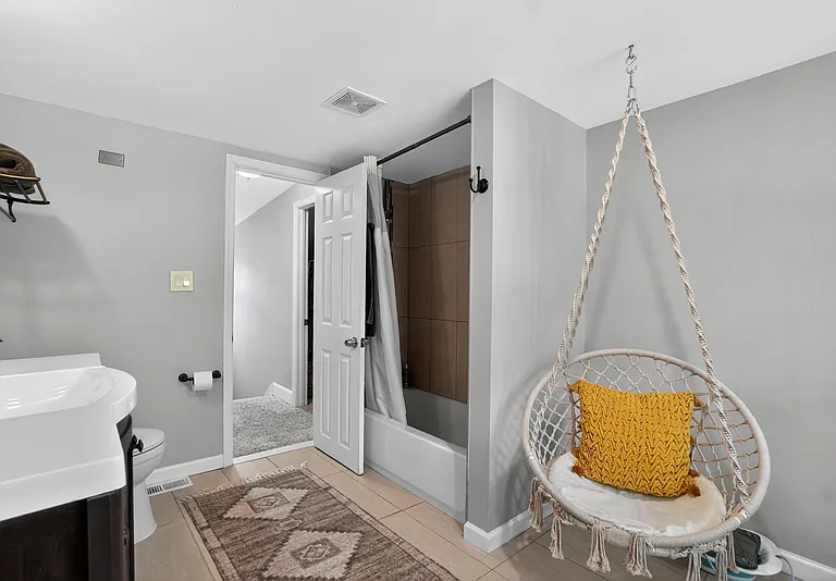 3615 Eastern Ave #1 — Photo 15