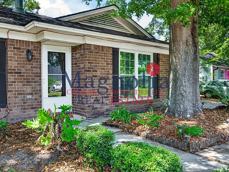 494 Osprey Dr — Photo 3