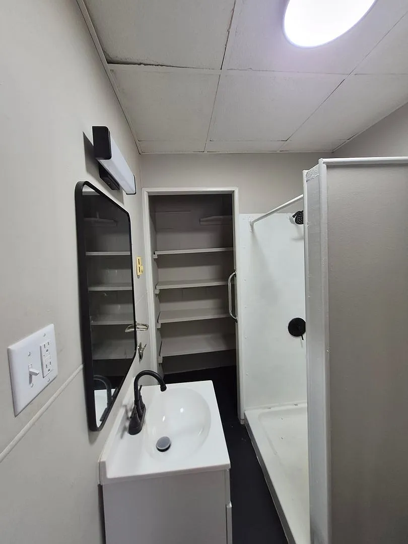 250 S Poplar St. — Photo 4