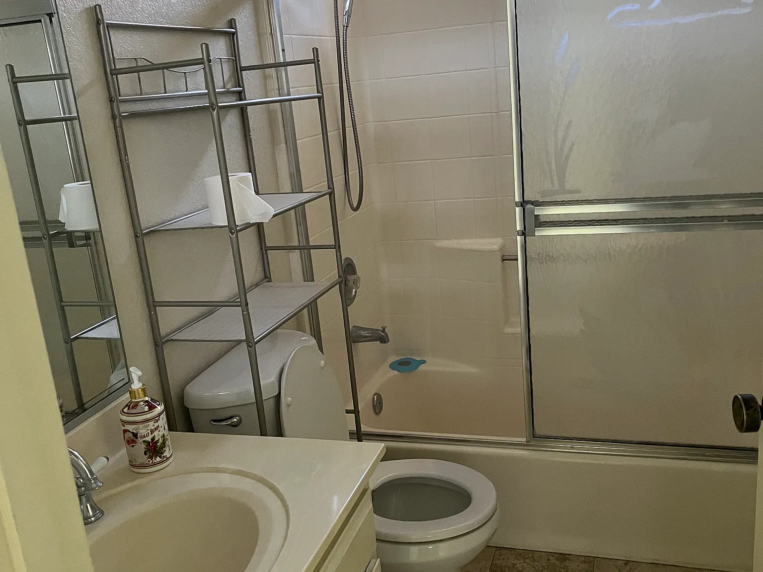 1 bed, 650 sqft, $2,600 — Photo 4