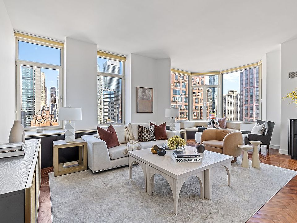 1st image of 400 E 51st St APT 17A