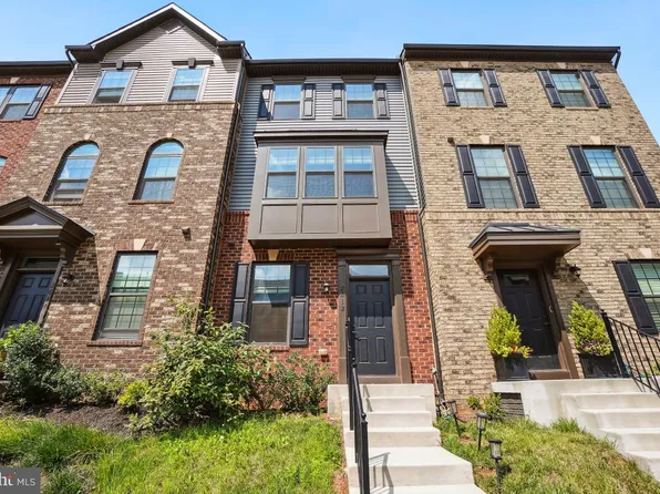 2612 Velocity Rd, Herndon, VA 20171