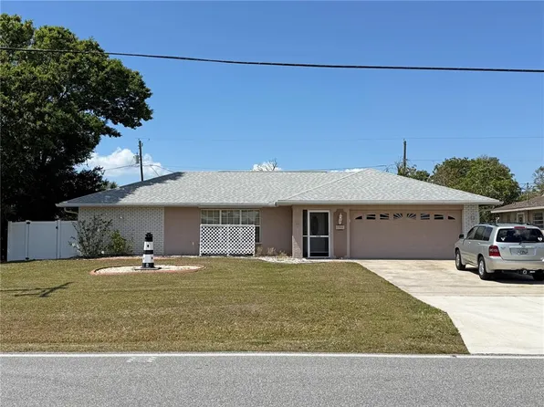 594 W Tarpon Blvd NW, Port Charlotte, FL 33952