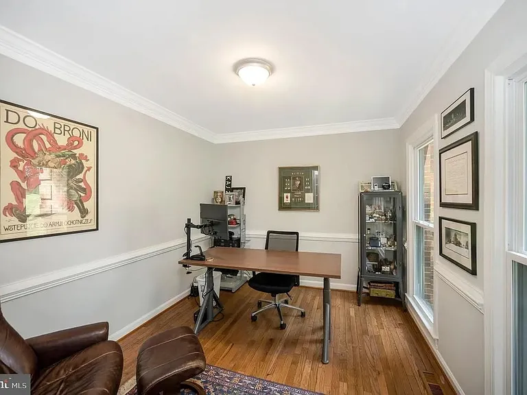 2 English Hills Dr — Photo 17