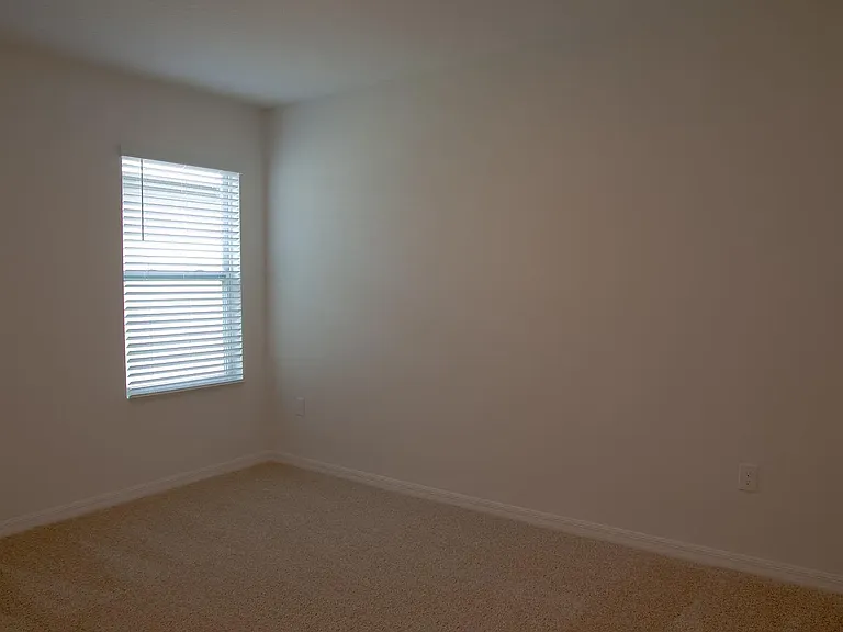 217 Duke Dr — Photo 55