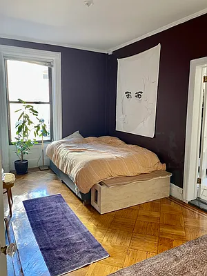 Rented by R New York | media 9