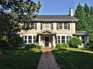 1600 Brandon Rd, Charlotte, NC 28207