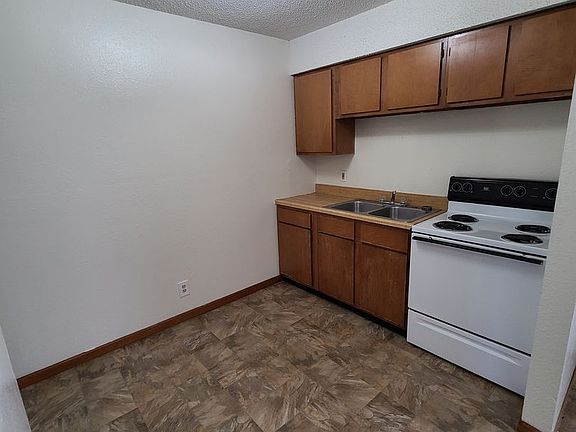 4th image of 210 W Home St APT A