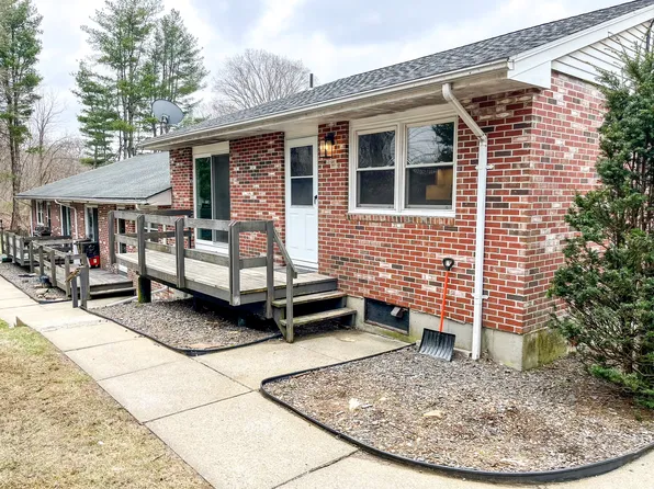 2 Mattesen Ln #4, Stafford Springs, CT 06076