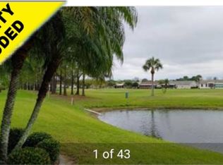 2430 Pier Dr, Ruskin, FL 33570